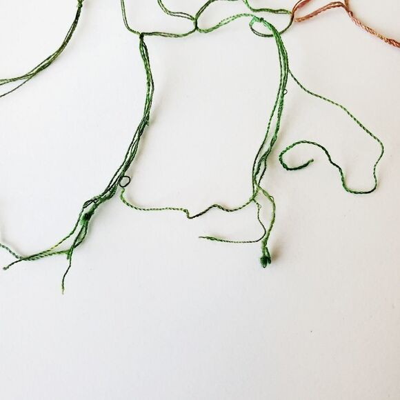 Vtg Purple Floral Embroidered Small Tablecloth Square Satin Decorative Accent - Picture 10 of 16